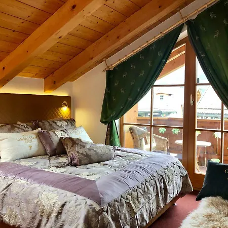 Golden Gapa Penthouse 1 Apartman